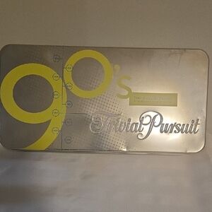 Trivial Pursuit 90's Time Capsule Edition